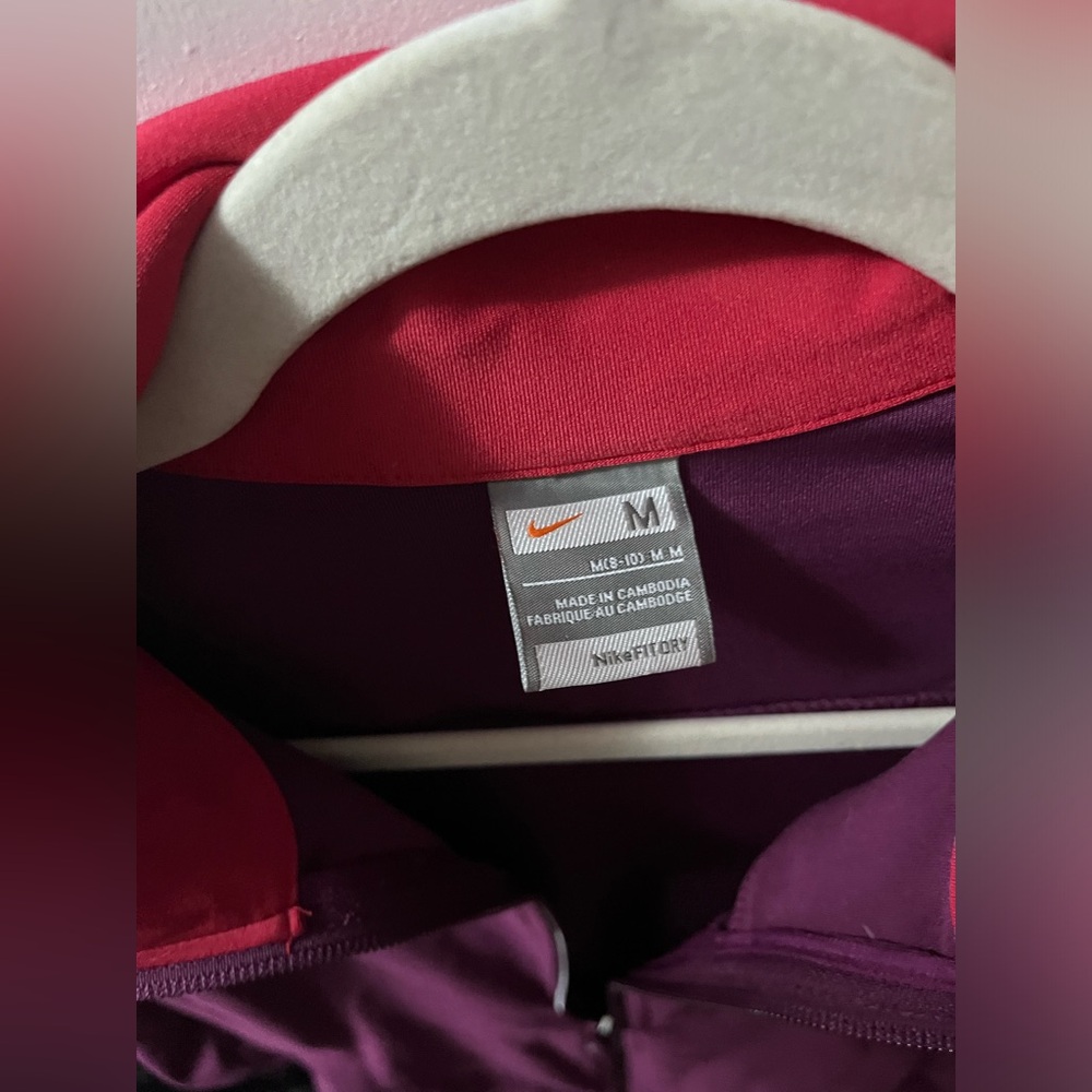 Nike Women's Jacket in Purple and Red - Picture 2 of 4